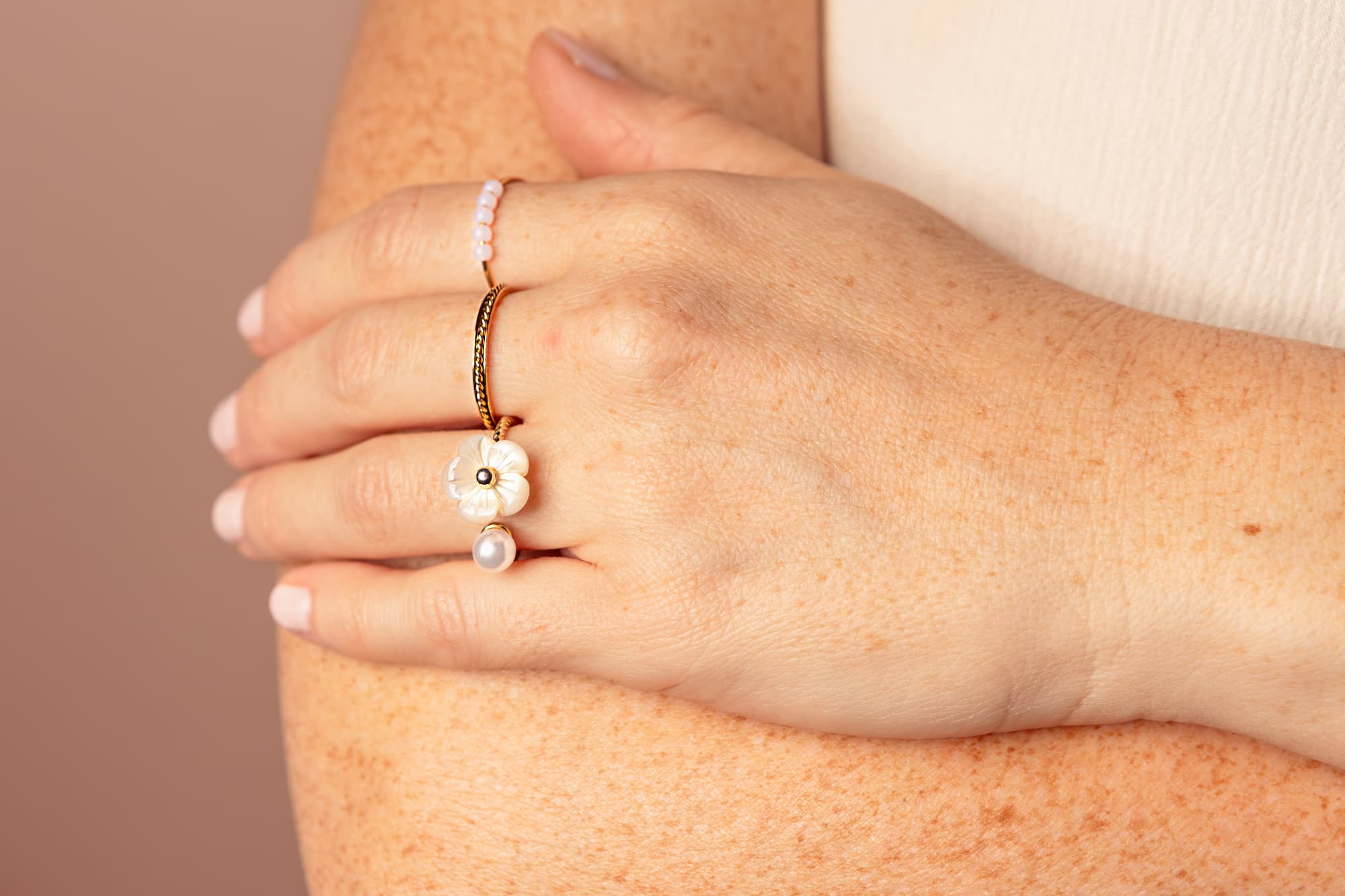 Bloom - Anillo de Flor Giratoria Antiestrés